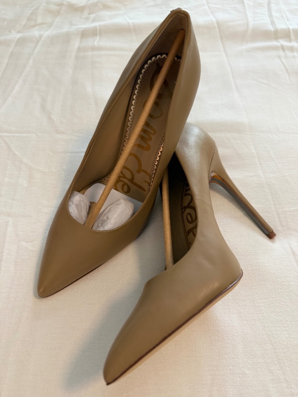 NEW Sam Edelman Danna Pointed Toe Pump Beige Sz 9
